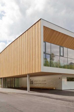 Die allgemeine Sonderschule in St. Johann im Pongau. Foto: Andrew Phelps_sps architekten zt gmbh Die allgemeine Sonderschule in St. Johann im Pongau. Foto: Andrew Phelps_sps architekten zt gmbh