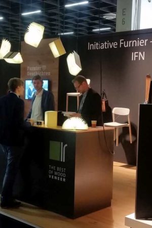 Endlich wieder in Präsenz: Die IFN mit tollem Furnier auf der interzum. Foto: IFN Endlich wieder in Präsenz: Die IFN mit tollem Furnier auf der interzum. Foto: IFN