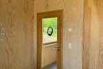 Das Furnier besticht mit seiner abwechslungsreichen Optik. Foto: Roser AG