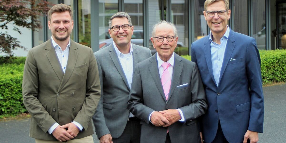 Heinrich Wehmeyer Westf. Holzkontor feiert 100-jähriges Bestehen. Foto: Heinrich Wehmeyer Westf. Holzkontor. Heinrich Wehmeyer Westf. Holzkontor feiert 100-jähriges Bestehen. Foto: Heinrich Wehmeyer Westf. Holzkontor.